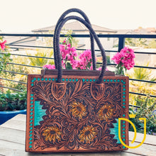 Load image into Gallery viewer, Great Bluff Western All Tooled Leather Purse
