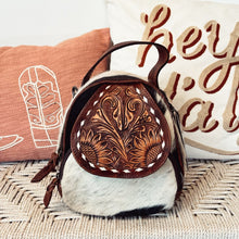 Load image into Gallery viewer, Silver Bow Western Leather Backpack
