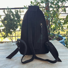 Load image into Gallery viewer, Silver Bow Western Leather Backpack
