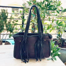 Load image into Gallery viewer, Gallop Ranch Leather Shoulder Bag
