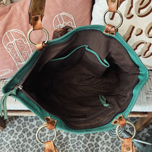 Load image into Gallery viewer, Green Rock Leather Shoulder Bag
