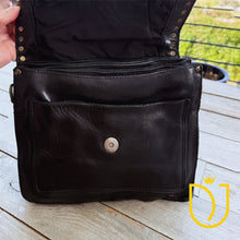 Load image into Gallery viewer, Abruzzo Italian Leather Crossbody Purse
