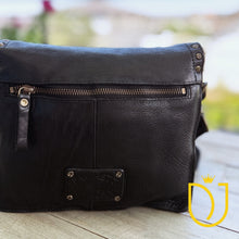 Load image into Gallery viewer, Abruzzo Italian Leather Crossbody Purse
