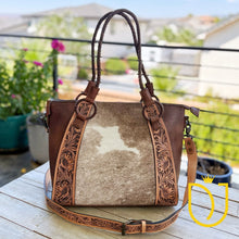 Load image into Gallery viewer, Lake Sumner Western Leather Crossbody Purse
