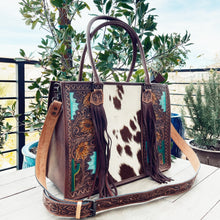 Load image into Gallery viewer, Great Bluff Western Leather Tote Bag
