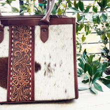 Load image into Gallery viewer, Star Valley Western Leather Shoulder Bag
