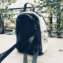 Load image into Gallery viewer, Plainview Western Leather Backpack

