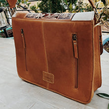 Load image into Gallery viewer, Leesville Western Leather Purse
