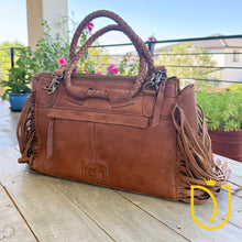 Load image into Gallery viewer, Rodeo Whisper Leather Purse
