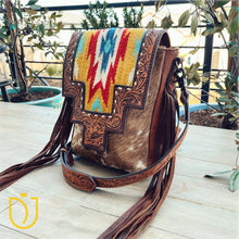 Load image into Gallery viewer, Oak Point Western Leather Crossbody Purse
