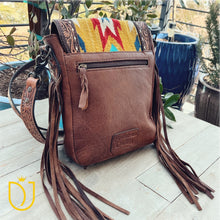 Load image into Gallery viewer, Oak Point Western Leather Crossbody Purse

