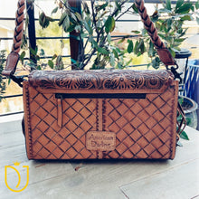 Load image into Gallery viewer, Coyote Run Hand Tooled Leather Purse
