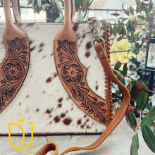 Load image into Gallery viewer, Prairie Rose Hand Tooled Leather Purse
