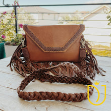 Load image into Gallery viewer, Saguaro Shine Leather Shoulder Bag

