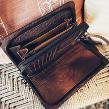 Load image into Gallery viewer, Memphis Sunflower Western Leather Crossbody Wallet Purse

