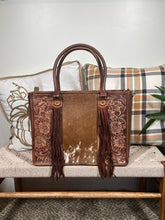 Load image into Gallery viewer, Spring Branch Western Leather Tote Bag
