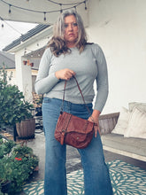 Load image into Gallery viewer, Veneto Italian Leather Shoulder Bag
