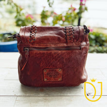 Load image into Gallery viewer, Veneto Italian Leather Shoulder Bag
