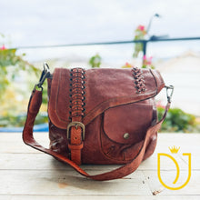 Load image into Gallery viewer, Veneto Italian Leather Shoulder Bag
