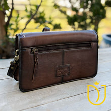 Load image into Gallery viewer, Ranchlands Western Leather Crossbody Purse
