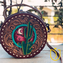 Load image into Gallery viewer, Wonder Valley Hand Tooled Leather Canteen Purse
