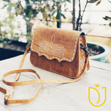 Load image into Gallery viewer, Wild Oak Leather Crossbody Purse
