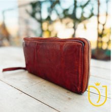 Load image into Gallery viewer, Contessa Italian Leather Wallet
