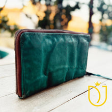 Load image into Gallery viewer, The James Vintage Leather Wallet
