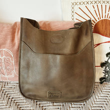 Load image into Gallery viewer, Pine Creek Leather Crossbody Purse
