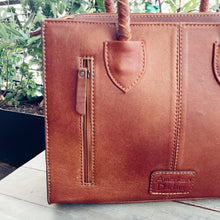 Load image into Gallery viewer, Spring Blooms Medium Hand Tooled Leather Purse
