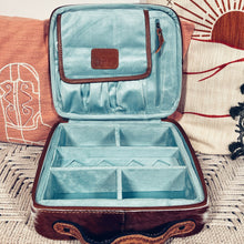 Load image into Gallery viewer, Seneca Cowhide Jewelry Case
