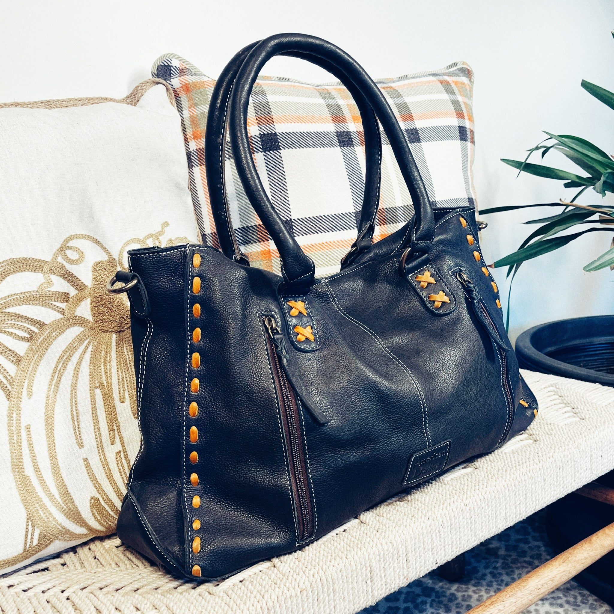 Black Mesa Leather Crossbody Purse