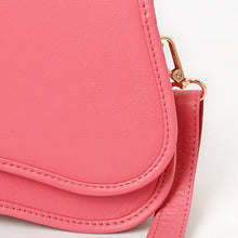 Load image into Gallery viewer, Montmarte Leather Purse
