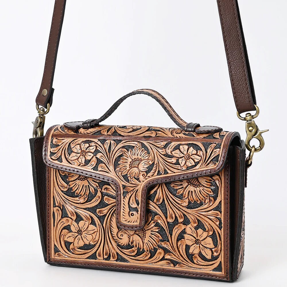 Western Purse, Hand Tooled Leather Crossbody Purse, Western Leather Purse, Cowhide Purse, Genuine Leather Purse, Small Crossbody Purse