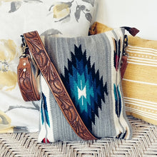 Load image into Gallery viewer, Buena Vista Western Crossbody Purse
