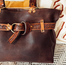 Load image into Gallery viewer, Brown Rock Leather Shoulder Bag
