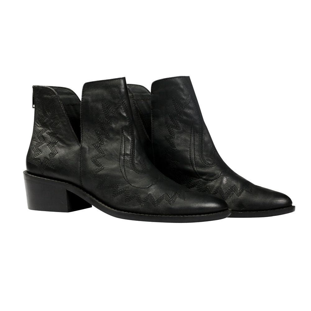 Western Basic Leather Booties Western Basic Leather Booties