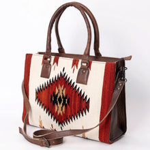 Load image into Gallery viewer, Western Purse, Hand Tooled Leather Purse, Conceal Carry Purse, Cowhide Purse, American Darling Purse, Western Crossbody Purse
