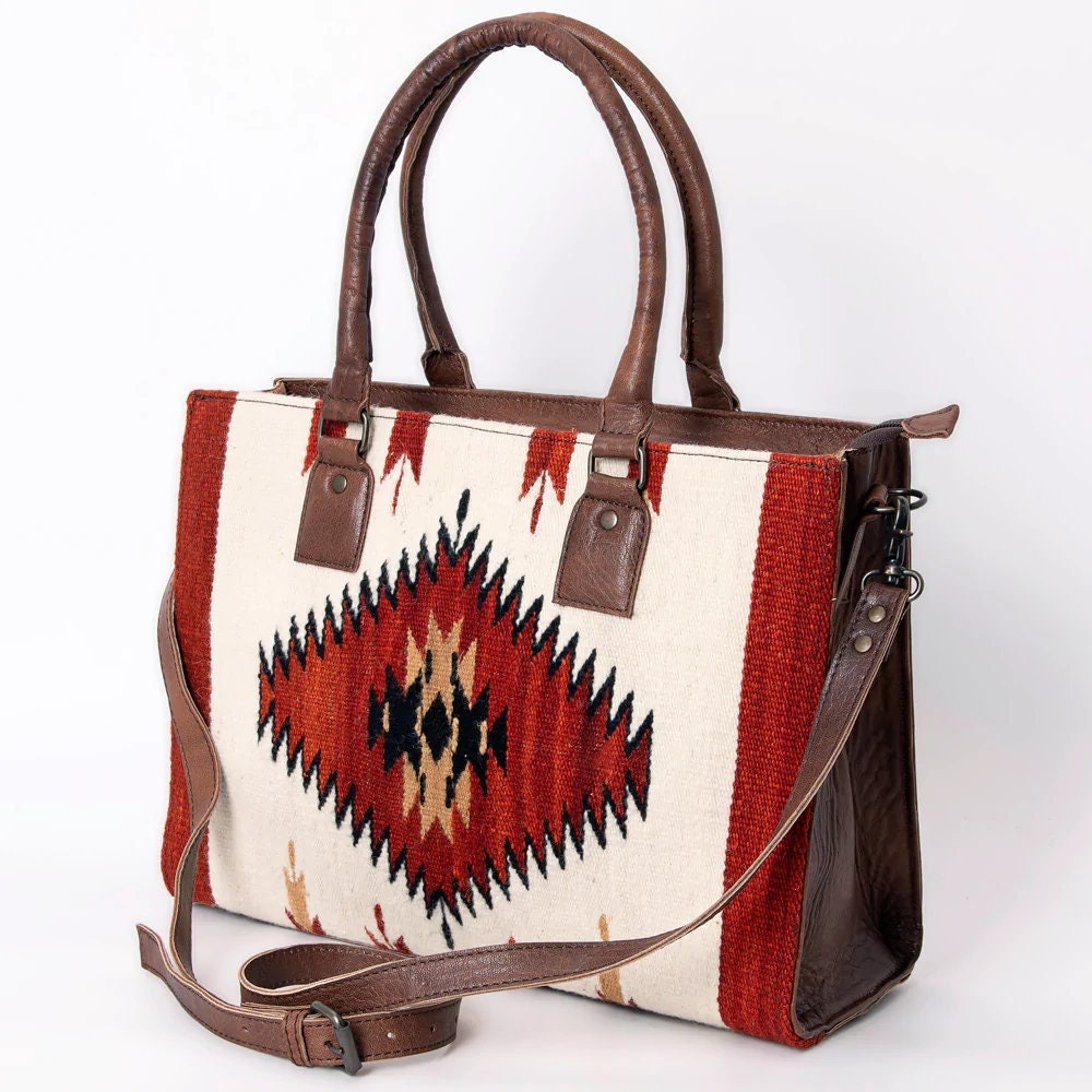 Western Purse, Hand Tooled Leather Purse, Conceal Carry Purse, Cowhide Purse, American Darling Purse, Western Crossbody Purse