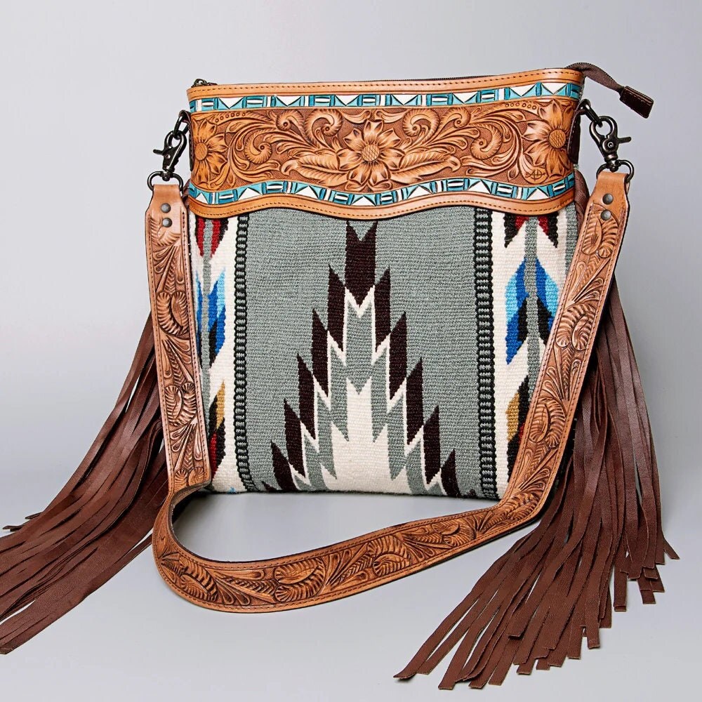 Western Hand Tooled Leather Purse, Conceal Carry Purse, Cowhide Purse, American Darling Purse, Western Crossbody Purse, Leather Fringe