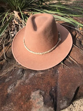 Load image into Gallery viewer, Womens Wide Brim Fedora Hat, Wool Fedora Hat, Felt Cowboy Hat, Wide Brimmed Fedora, Wool Fedora Womens, Womens Felt Hat
