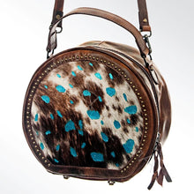 Load image into Gallery viewer, Western Leather Canteen Purse, Leather Purse, Hair On Cowhide Purse, American Darling Purse, Western Crossbody Purse
