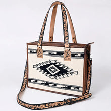 Load image into Gallery viewer, Western Purse, Hand Tooled Leather Purse, Conceal Carry Purse Crossbody, Cowhide Purse, American Darling Purse, Western Crossbody Purse
