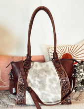 Load image into Gallery viewer, Western Purse, Cowhide Crossbody Purse, Hand Tooled Leather Purse, Cowhide Purse, Concealed Carry Purse, Hair On Cowhide Shoulder Bag
