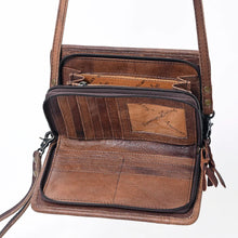 Load image into Gallery viewer, Willow Glen Western Leather Crossbody Wallet
