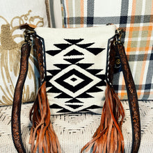 Load image into Gallery viewer, Western Hand Tooled Leather Purse, Leather Crossbody Purse, Cowhide Purse, Saddle Blanket Bag, Leather Fringe Purse

